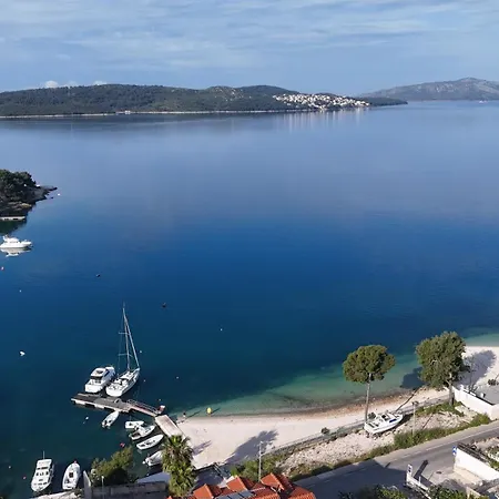 Lavea Διαμέρισμα Τρογκίρ