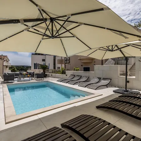 Διαμέρισμα Lavea Τρογκίρ