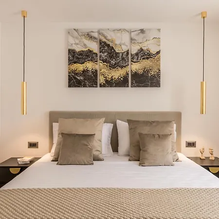 Lavea * トロギール